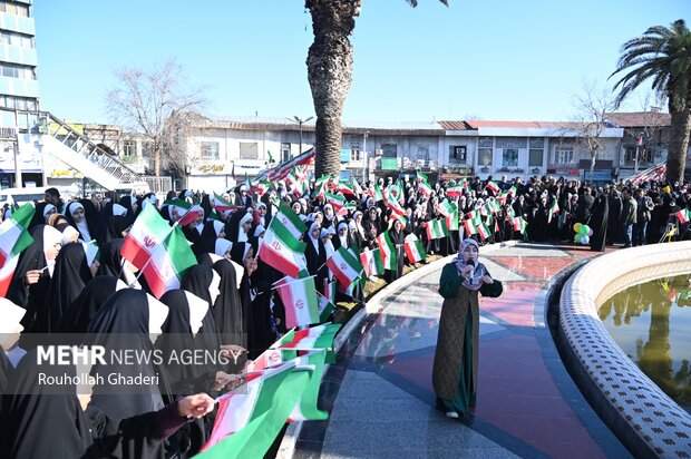 راهپیمایی ۲۲ بهمن در گلستان