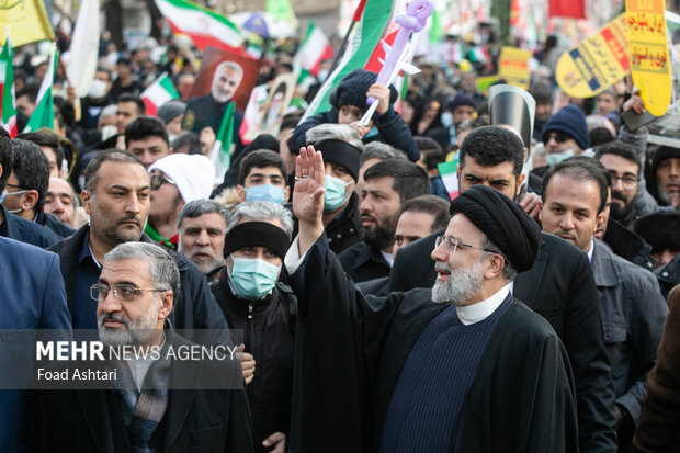 حضور رییس جمهوری در راهپیمایی ۲۲ بهمن