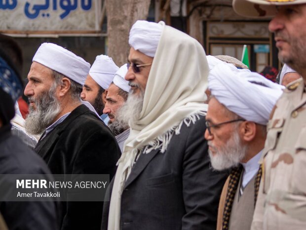 راهپیمایی 22 بهمن در تایباد