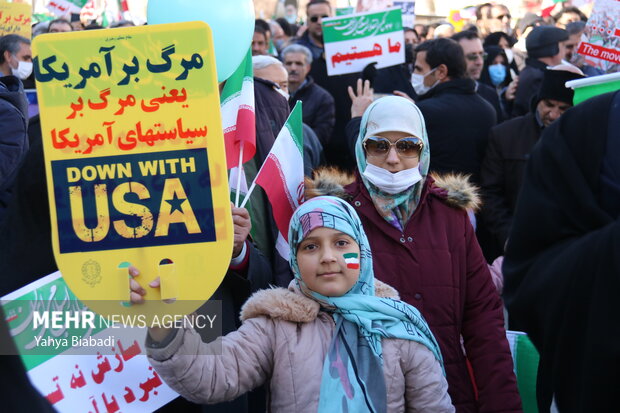 حضور دهه هشتادی و نودی‌ها در راهپیمایی 22 بهمن