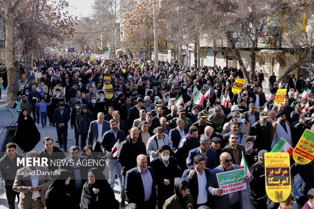 راهپیمایی 22 بهمن در خرم آباد