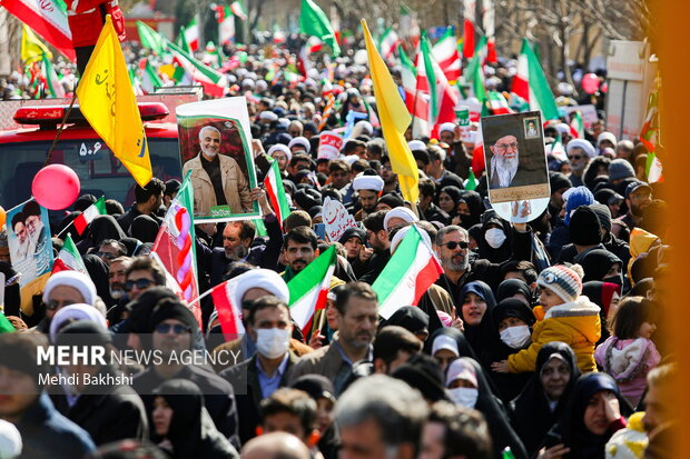 22 Bahman rallies marked in Iran provinces (3)