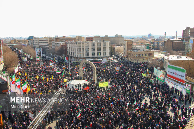 راهپیمایی ۲۲ بهمن در تبریز