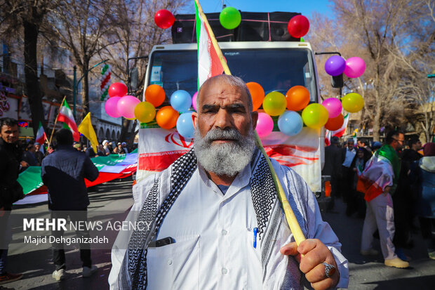راهپیمایی ۲۲ بهمن در یزد