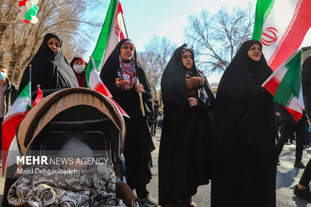 راهپیمایی ۲۲ بهمن در یزد