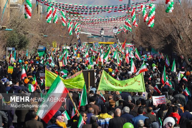 راهپیمایی ۲۲ بهمن در یزد