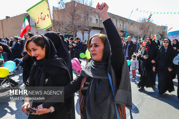 راهپیمایی ۲۲ بهمن در یزد