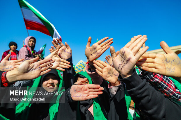 راهپیمایی ۲۲ بهمن در یزد