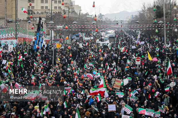 راهپیمایی 22 بهمن در مشهد 1