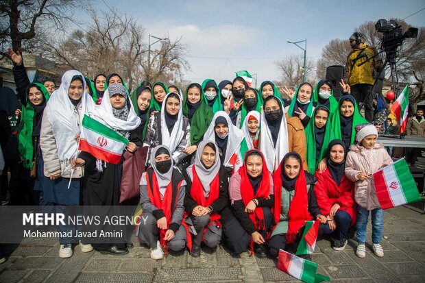 تقدیر از حضور باشکوه مردم قزوین در راهپیمایی ۲۲ بهمن