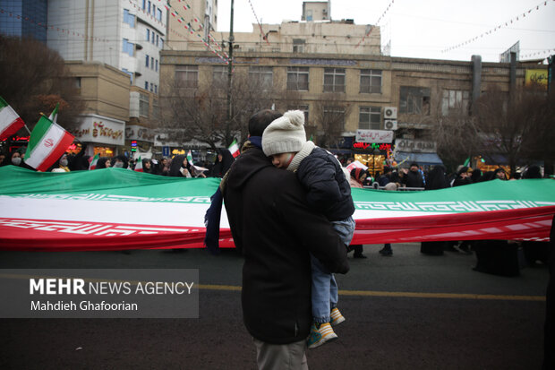 راهپیمایی 22 بهمن در مشهد