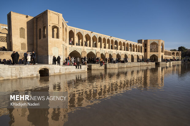 زاینده رود زنده شد!