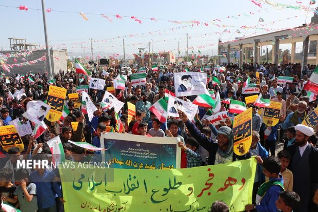 راهپیمایی بزرگ ۲۲ بهمن در توکهور و هشتبندی 