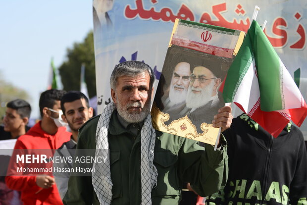 راهپیمایی ۲۲ بهمن آبادان