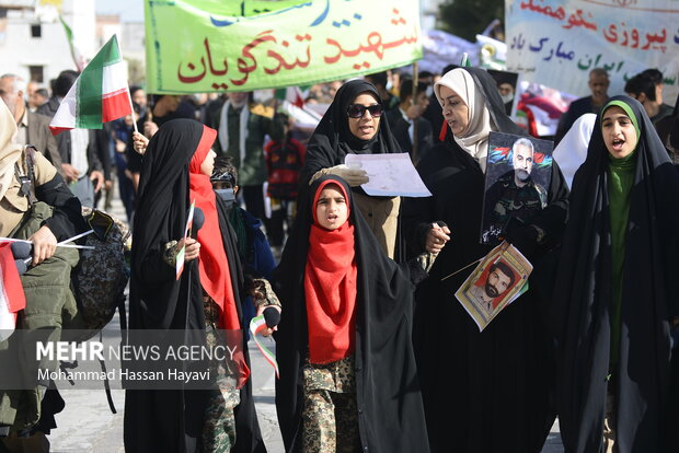 راهپیمایی ۲۲ بهمن آبادان