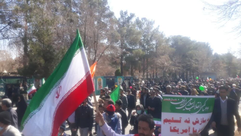 حضور گسترده مردم دیار شهید سلیمانی در راهپیمایی ۲۲ بهمن