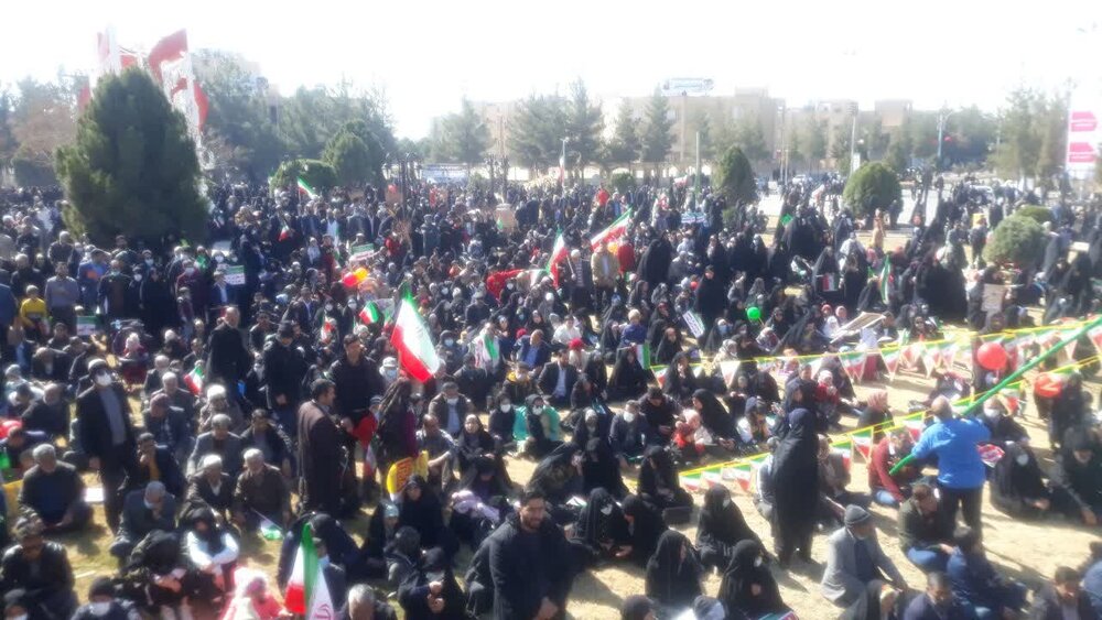 حضور گسترده مردم دیار شهید سلیمانی در راهپیمایی ۲۲ بهمن