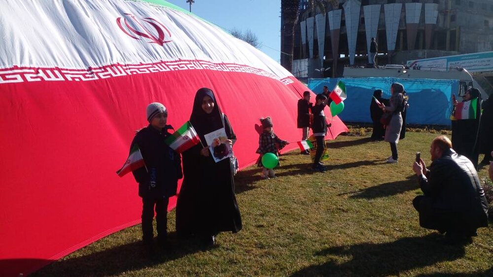 نگارستان ایران لبریز از حماسه حضور/ گلستانی ها سنگ تمام گذاشتند