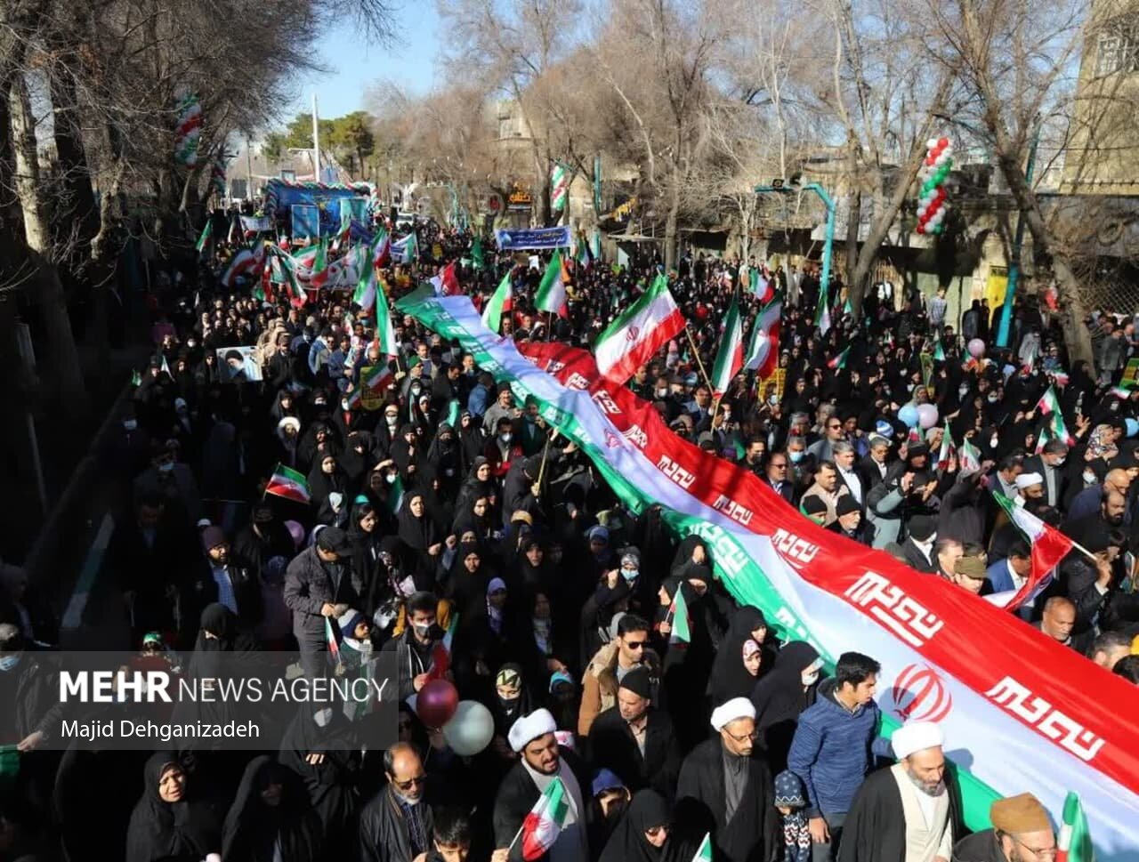 حماسه مردم الوند در راهپیمایی ۲۲ بهمن
