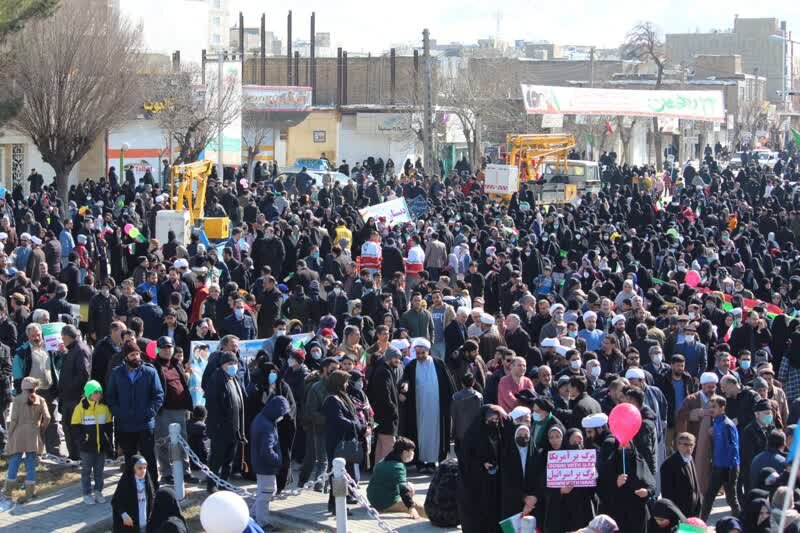 حضور پرشور مردم ملایر در راهپیمایی ۲۲ بهمن حماسه آفرید