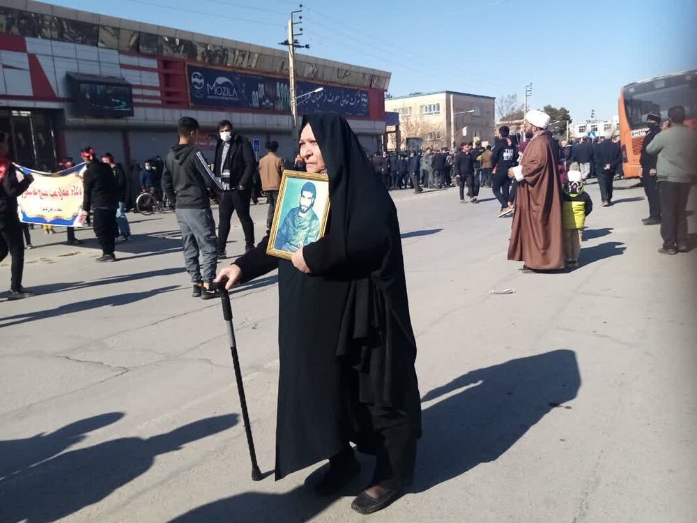 حضور پرشور مردم ملایر در راهپیمایی ۲۲ بهمن حماسه آفرید