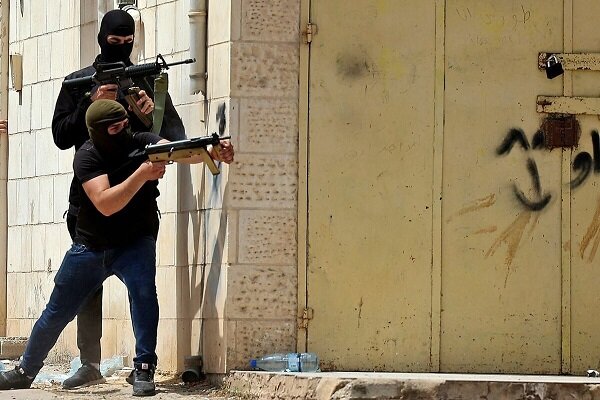 شهيد و٥ اصابات بعضها خطرة خلال محاصرة قوات الاحتلال لمنزل بمدينة نابلس