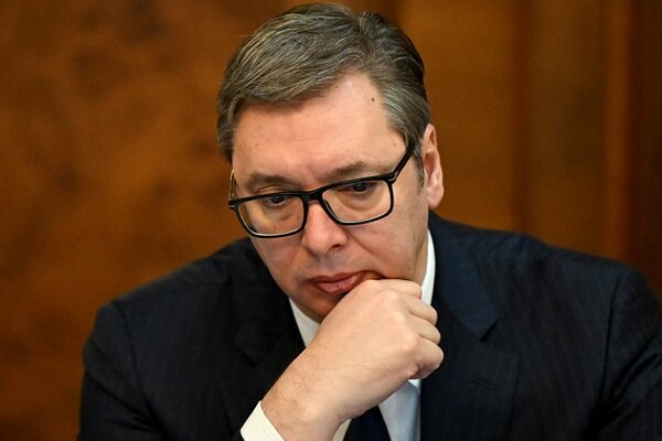 رئیسجمهور صربستان از رهبری حزب حاکم کشورش استعفا داد