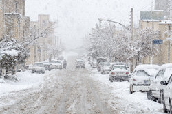 بارش برف و باران در نقاط مختلف اردستان تا روز پنج‌شنبه