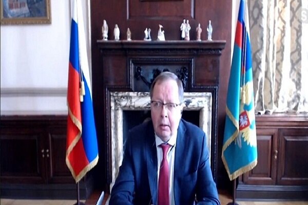 السفير الروسي لدى لندن: بريطانيا تستعد لمصادرة الأصول الروسية