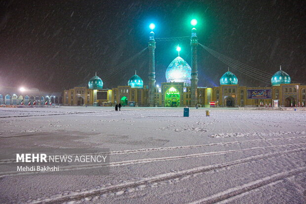 Snowy night in Jamkaran Mosque, Hazrat Masumeh shrine
