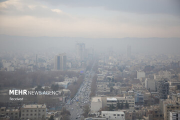 آلودگی هوای تهران در روز جمعه افزایش یافت