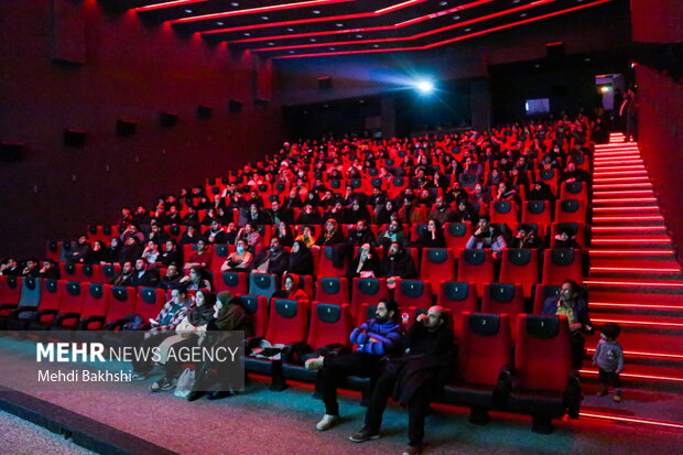جشنواره فیلم فجر در استان قم به کار خود پایان داد