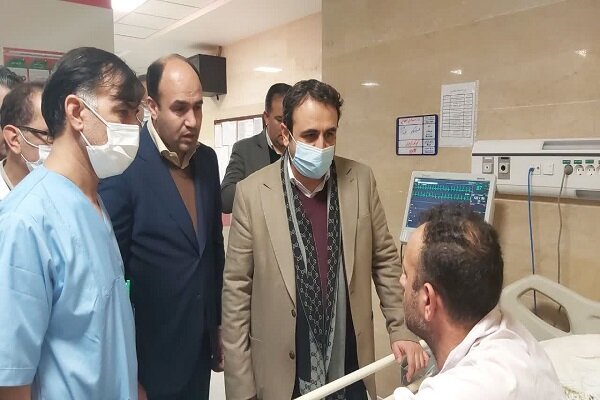 معاون درمان وزارت بهداشت از بیمارستان امام رضا(ع) بازدید کرد