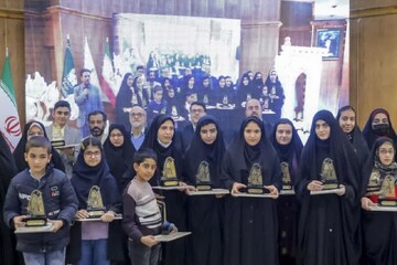 پایان نخستین جشنواره «نامه مهر» و «گنبد کبوتران» در مشهد