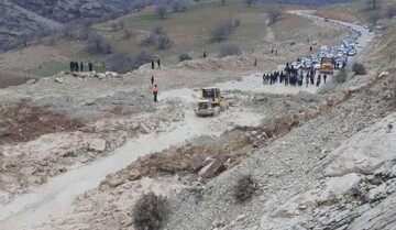 جاده پاتاوه-دهدشت بر اثر ریزش کوه مسدود شد