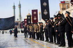 حرم حضرت معصومہ (س) میں امام موسی کاظم (ع) کی شہادت کی مناسبت سے عزاداری کا انعقاد