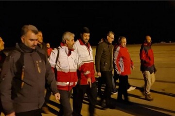 رئيس جمعية الهلال الأحمر الإيراني يصل إلى حلب برفقة ثامن شحنة مساعدات إيرانية