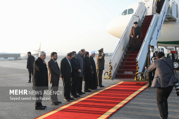 مراسم استقبال از رئیس جمهور در بازگشت از چین 5