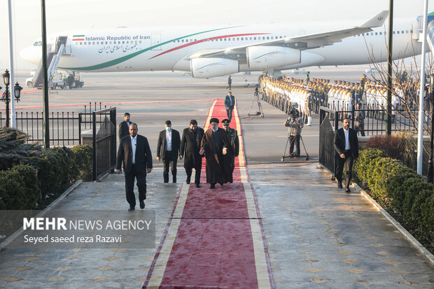مراسم استقبال از رئیس جمهور در بازگشت از چین 14