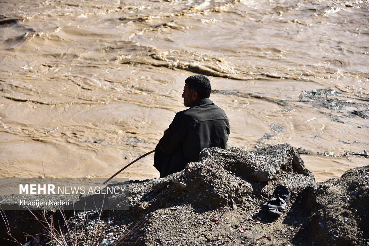 مردم در حاشیه رودخانه‌های البرز اتراق نکنند