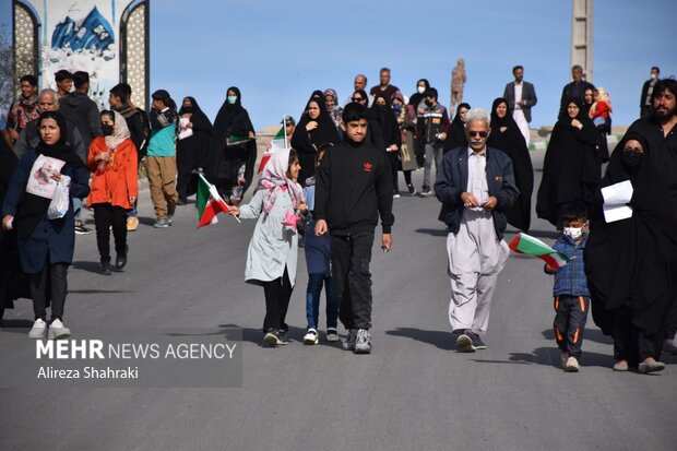 همایش پیاده روی خانوادگی در زاهدان برگزار شد