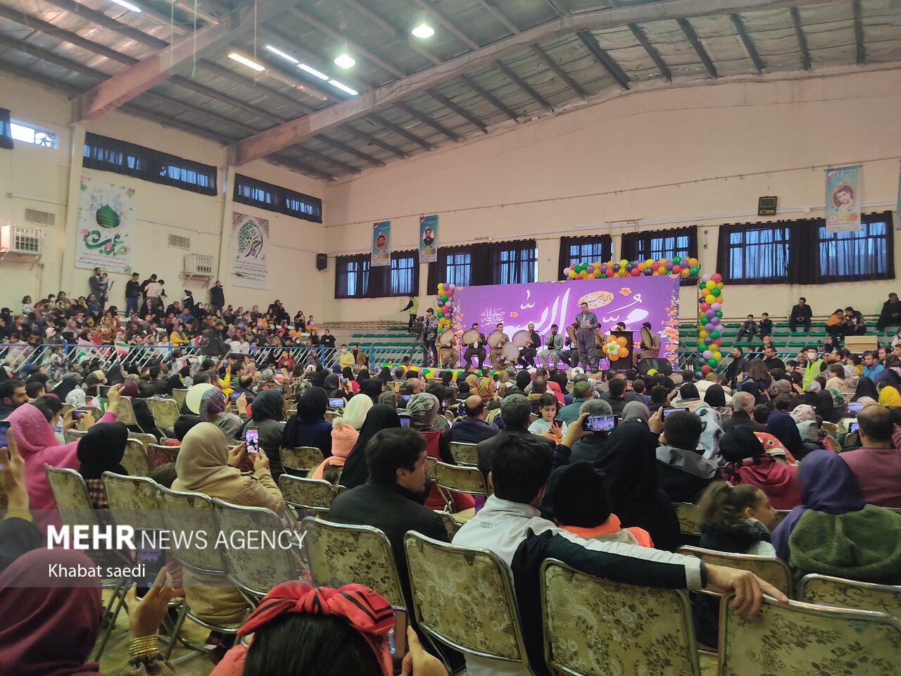 برگزاری جشن بزرگ مبعث پیامبر اکرم (ص) با حضور هزاران سنندجی