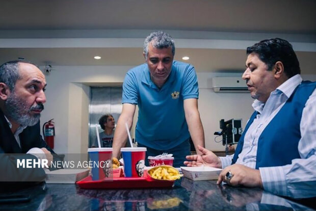 دانلود رایگان فیلم ایرانی خط استوا 1401 با لینک مستقیم