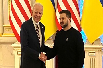 Biden makes unannounced visit to Kiev for talks with Zelensky