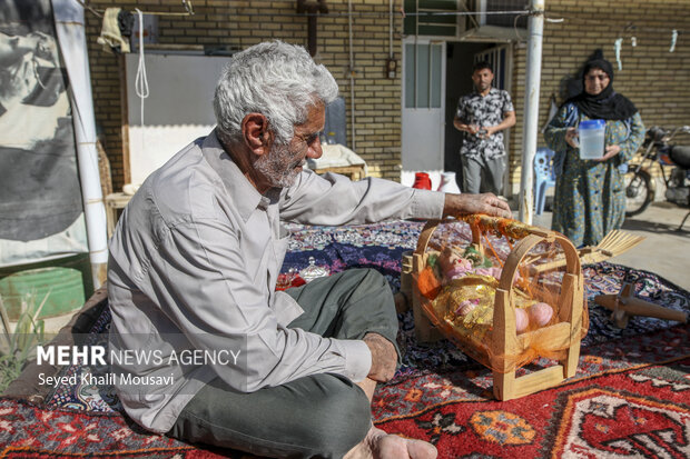 هنرمندی با دستان خالی