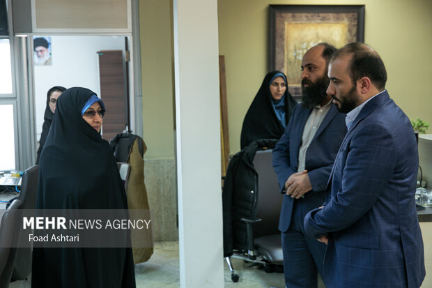 Vice president visits Mehr News Agency
