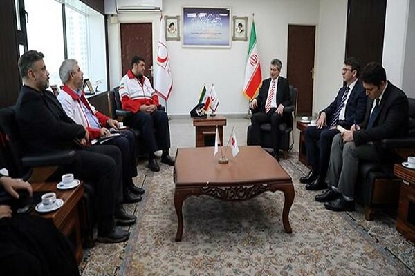 سفير تركيا لدى طهران: الشعب الإيراني ساعدنا في أصعب الأيام