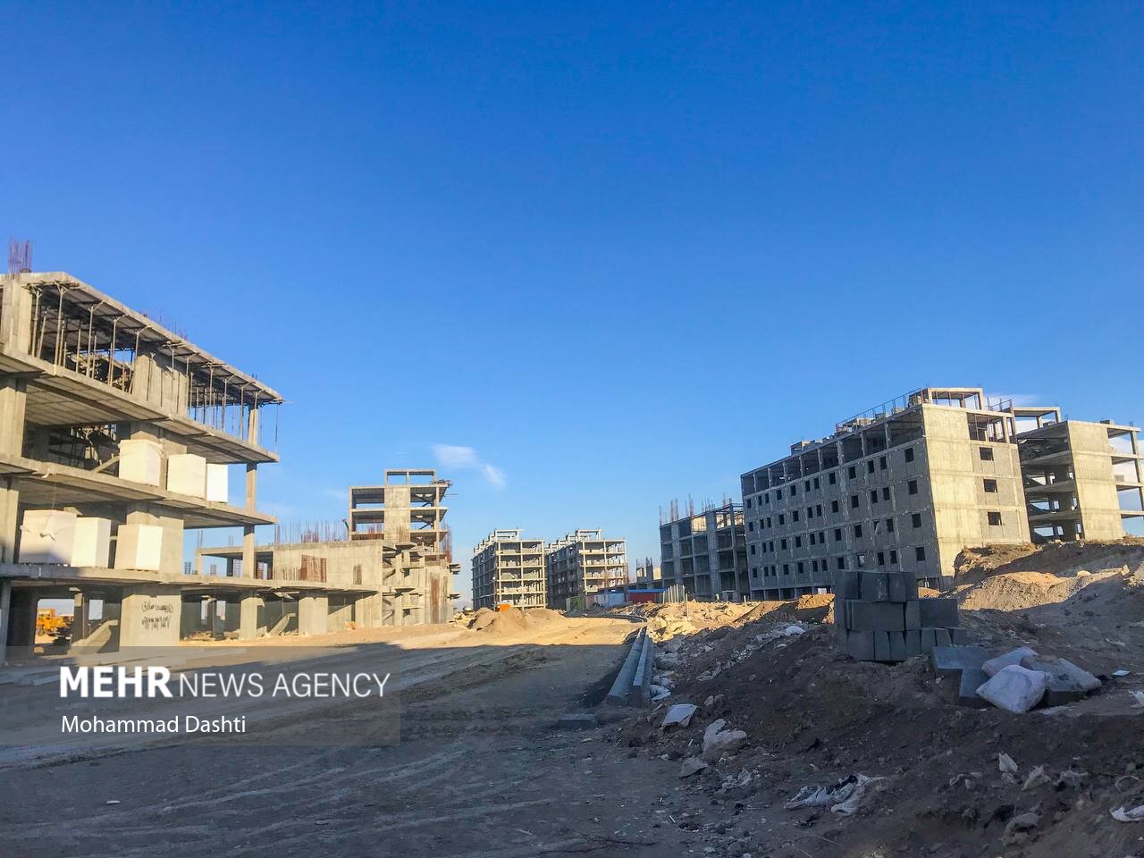 جیب خالی مستأجران برای تامین آورده مسکن ملی/سرگردانی متقاضیان