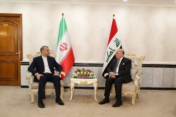 وزيرالخارجية الايراني يلتقي بنظيره العراقي في بغداد