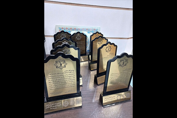 آثار برگزیده انجمن ترویج زبان و ادب فارسی معرفی شدند